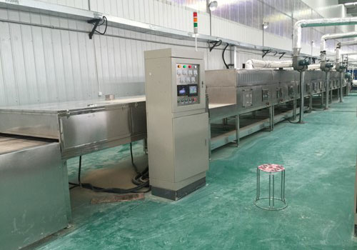 有(yǒu)關微(wēi)波(bō)木(mù)材烘幹設備幾個小問題 有關微波木材烘幹設備幾(jǐ)個小(xiǎo)問(wèn)題